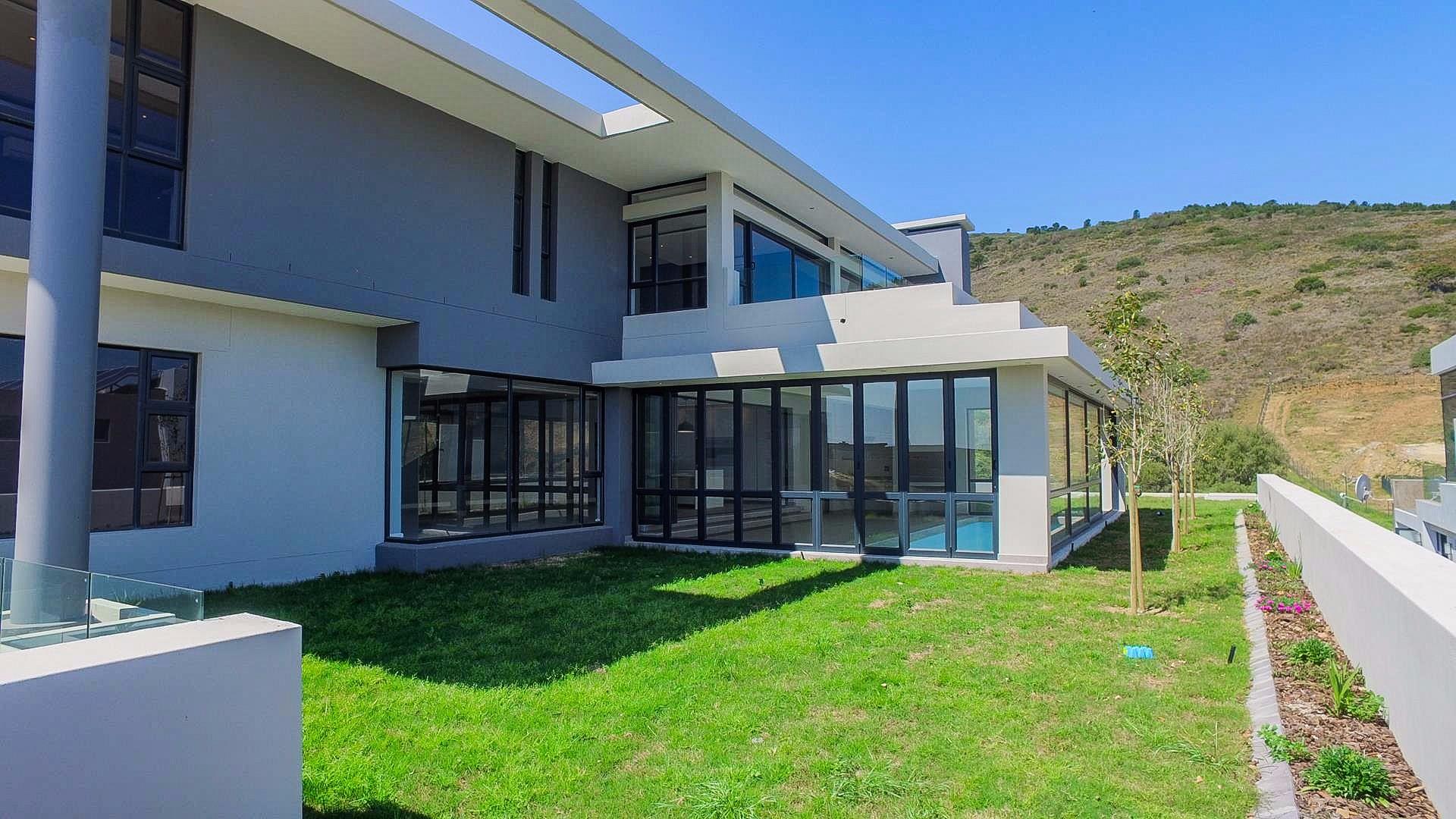 5 Bedroom Property for Sale in Baronetcy Estate Western Cape